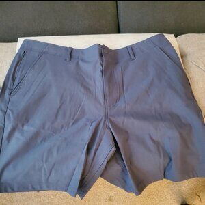 UNDER ARMOUR RESORT/GOLF  WEAR  MEN'S UNSTOPPABLE SHORTS  NWT